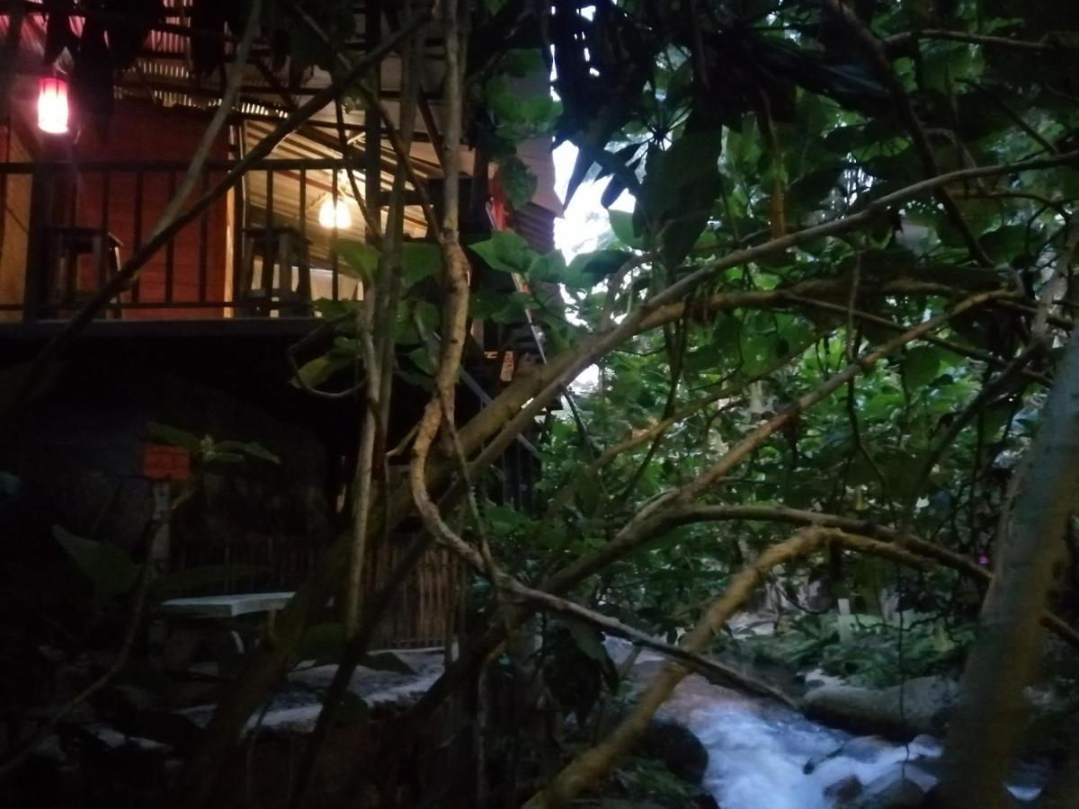 แม่อุ๊ยโฮมสเตย์&Mae Uai Homestay Ban Pok Nai Exterior photo